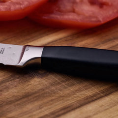 Utility knife 5 inch, serrated edge