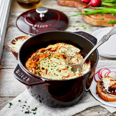1.5 qt, Petite French Oven, grenadine