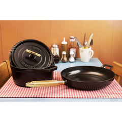 4 qt, Round, Dutch Oven Buster And Punch, Black Matte